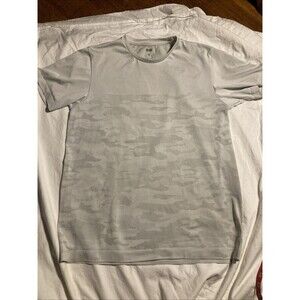 UNIQLO T-Shirts Gray Mesh Crew Neck Everyday Mens Size L Tee Camo